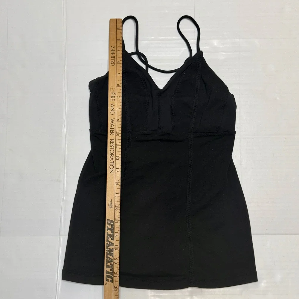 Lululemon Black Strappy Back Tank Top Built-in Shelf Bra Yoga Activewear Tank